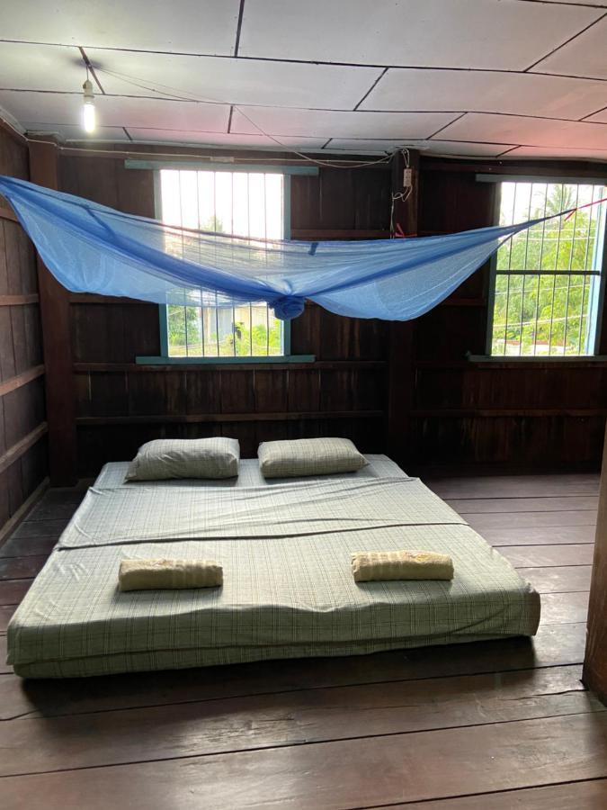 Lazy Mango Home Stay Phum Pouth ma Srei Buitenkant foto